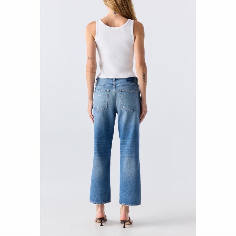 Amo Size 28 Lightwash Billie Distressed Crop Wide Mid Rise Straight Leg Jeans - Picture 8 of 9